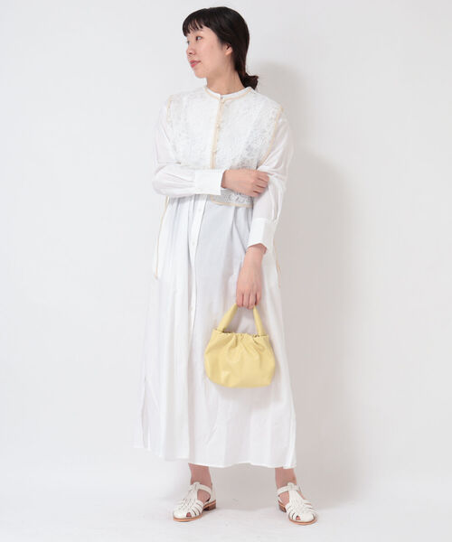 NOLLEY’S(ノーリーズ)の「◇【WEB限定】レースジレ付きシャツワンピース(シャツワンピース・レディース・ホワイト/チャコールグレー/ライトブルー・FREE)」の10枚目の写真