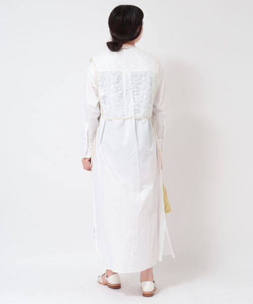 NOLLEY’S(ノーリーズ)の「◇【WEB限定】レースジレ付きシャツワンピース(シャツワンピース・レディース・ホワイト/チャコールグレー/ライトブルー・FREE)」の4枚目の写真