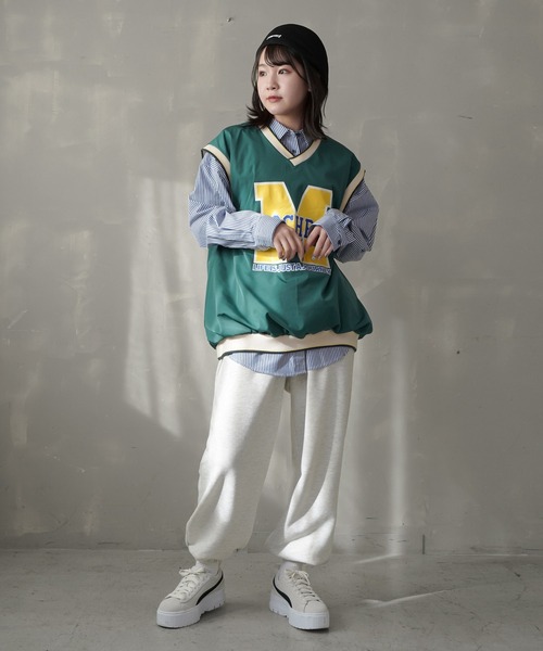 SPINNS（スピンズ）の「ナイロンベスト ロゴリブライン（ベスト・レディース・ブラック/サックスブルー/グリーン・ONESIZE）」の7枚目の写真