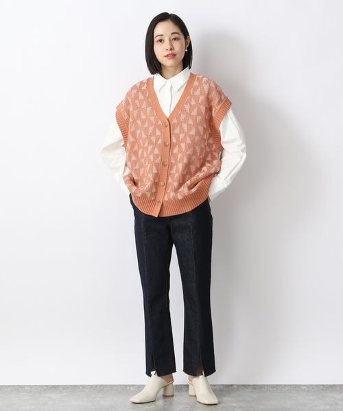 LOWRYS FARM（ローリーズファーム）の「２ＷＡＹレトロガラベスト　264389（ベスト・レディース・ブラック/オレンジ/アイボリー・FREE）」の5枚目の写真