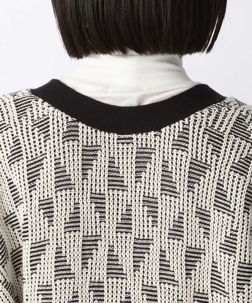 LOWRYS FARM（ローリーズファーム）の「２ＷＡＹレトロガラベスト　264389（ベスト・レディース・ブラック/オレンジ/アイボリー・FREE）」の15枚目の写真