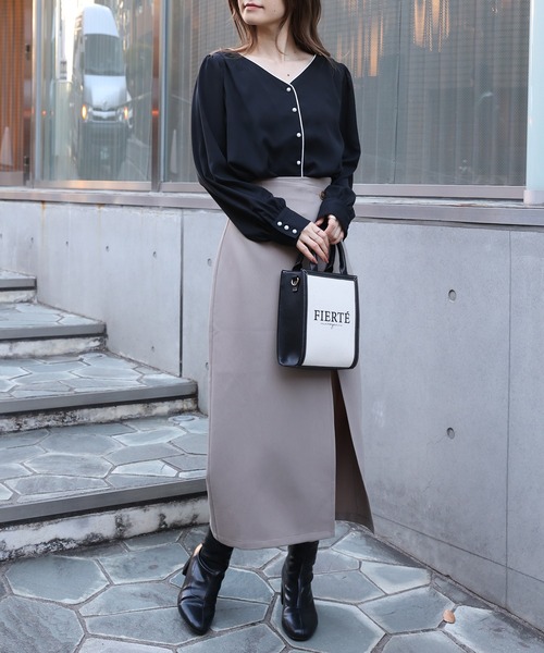 one after another NICE CLAUP(ワンアフターアナザーナイスクラップ)の「ZOZO限定 パールボタンパイピングブラウス(シャツ/ブラウス・レディース・アイボリー/ブラック/パープル系その他/ピンクベージュ/ドット・FREE)」の7枚目の写真