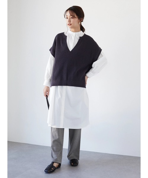 CRAFT STANDARD BOUTIQUE(クラフトスタンダードブティック)の「【ウォッシャブル】キーネックニットプルオーバー *(ベスト・レディース・チャコールグレー/ネイビー/ライトベージュ・FREE)」の18枚目の写真