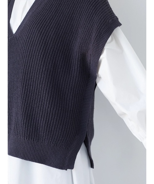 CRAFT STANDARD BOUTIQUE(クラフトスタンダードブティック)の「【ウォッシャブル】キーネックニットプルオーバー *(ベスト・レディース・チャコールグレー/ネイビー/ライトベージュ・FREE)」の8枚目の写真