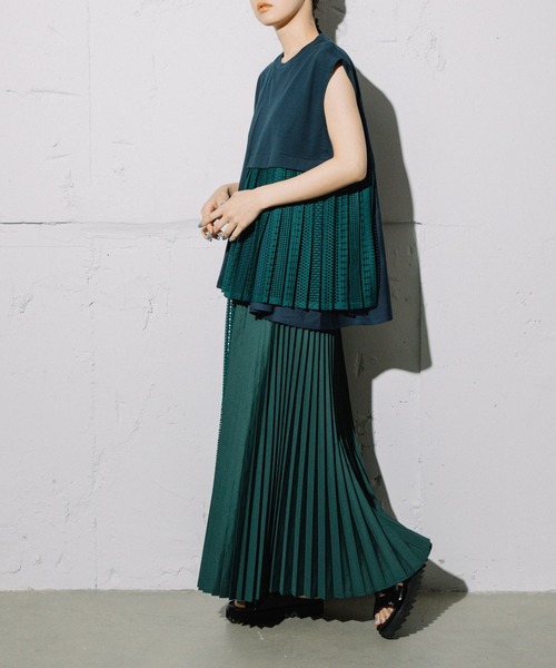 MARECHAL TERRE(マルシャルテル)の「レースプリーツスカート(スカート・レディース・ブラック/ネイビー/レッド/グリーン・MEDIUM)」の22枚目の写真