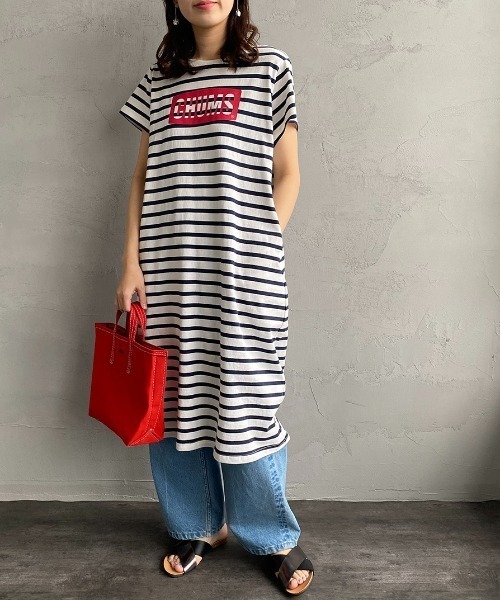 CHUMS（チャムス）の「[CHUMS/チャムス] チャムスロゴプリント Tシャツワンピース（ワンピース・レディース・ネイビー/ホワイト×ネイビー・M）」の19枚目の写真