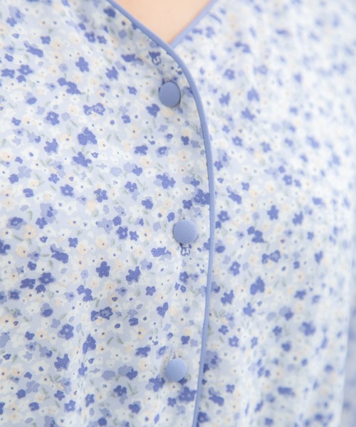 Honeys（ハニーズ）の「配色Ｖネックワンピース（ワンピース・レディース・ブルー系その他/グリーン系その他/ブルー系その他2/ブラック系その他・M/LL/S/L）」の7枚目の写真