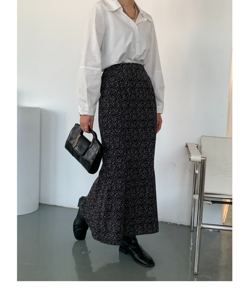 ABITOKYO(アビトーキョー)の「サイドスリットドットマーメイドロングスカート(スカート・レディース・ホワイト/ブラック/ネイビー/ベージュ系その他/ブラック系その他/ブルー系その他・S/M)」の18枚目の写真
