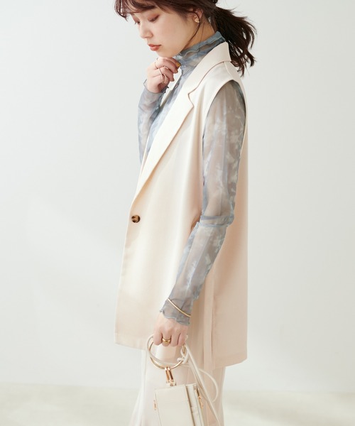 natural couture（ナチュラルクチュール）の「普段のコーデにこなれ感をプラス リネンライクサイドオープンベスト（ベスト・レディース・ベージュ/アイボリー/ブラック・FREE）」の5枚目の写真