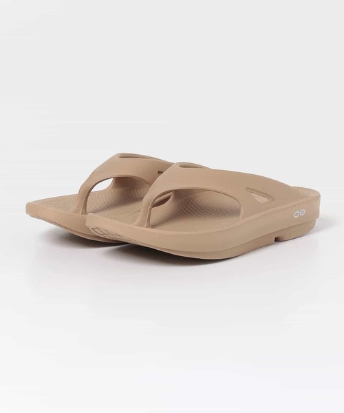 OOFOS(ウーフォス)の「OOFOS Ooriginal(サンダル・メンズ・グレー/ブラック/オリーブ/ホワイト/モカ・26/27/28)」の8枚目の写真