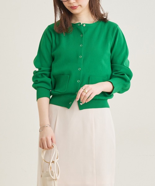 natural couture（ナチュラルクチュール）の「WEB限定/旬顔コーデが決まるプチプラリングドット釦おしゃれカーディガン（カーディガン/ボレロ・レディース・ピンク/ラベンダー/イエロー/グリーン/オフホワイト/ブラック・FREE）」の16枚目の写真