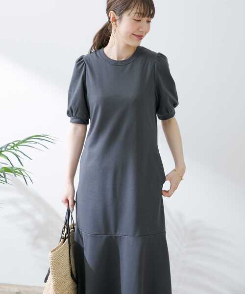 URBAN RESEARCH Sonny Label(アーバンリサーチサニーレーベル)の「マーメイドラインカットワンピース(ワンピース・レディース・チャコールグレー/ブラック/ブラウン・FREE)」の4枚目の写真