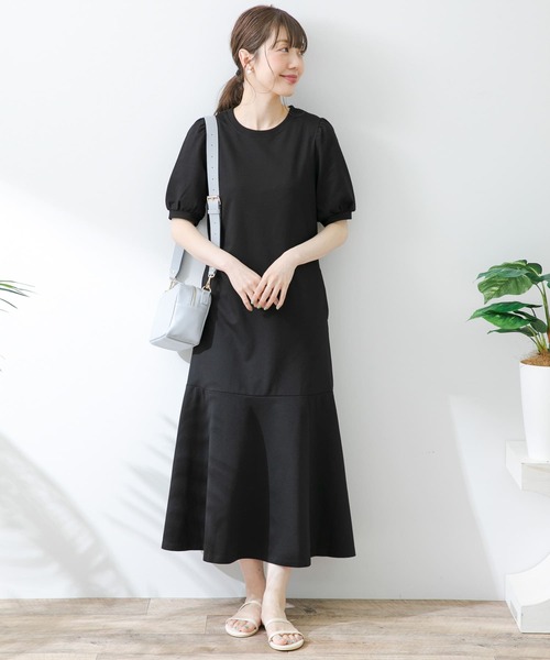 URBAN RESEARCH Sonny Label(アーバンリサーチサニーレーベル)の「マーメイドラインカットワンピース(ワンピース・レディース・チャコールグレー/ブラック/ブラウン・FREE)」の13枚目の写真