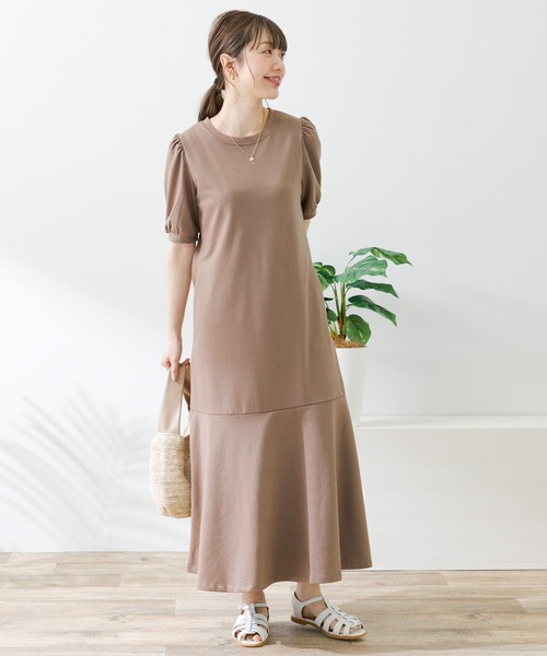 URBAN RESEARCH Sonny Label(アーバンリサーチサニーレーベル)の「マーメイドラインカットワンピース(ワンピース・レディース・チャコールグレー/ブラック/ブラウン・FREE)」の18枚目の写真