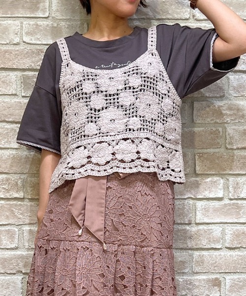 axes femme(アクシーズファム)の「ラメ刺繍ロゴTシャツ(Tシャツ/カットソー・レディース・キナリ/チャコール/グレイッシュベージュ/ブルー・FREE)」の3枚目の写真