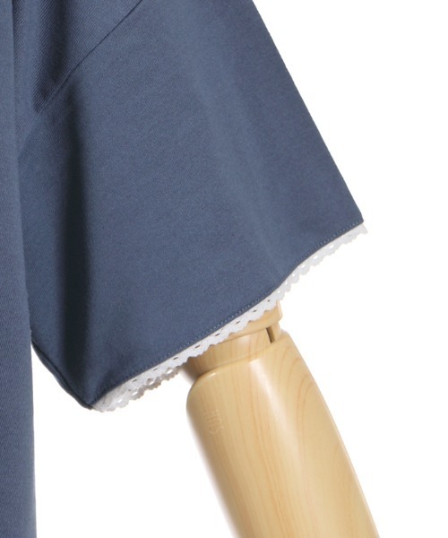 axes femme(アクシーズファム)の「ラメ刺繍ロゴTシャツ(Tシャツ/カットソー・レディース・キナリ/チャコール/グレイッシュベージュ/ブルー・FREE)」の11枚目の写真