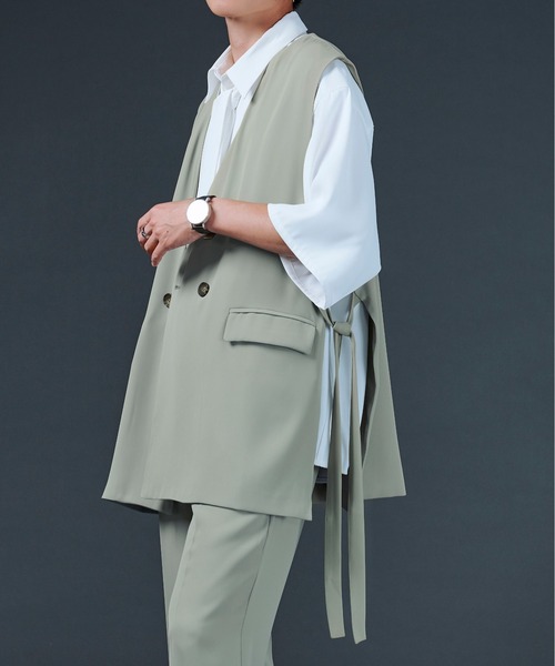 Ellno Loset（エルノロゼット）の「ポリトロノーカラージレ/セットアップ対応（ベスト・メンズ・ブラック/ライトグリーン・MEDIUM/LARGE）」の2枚目の写真