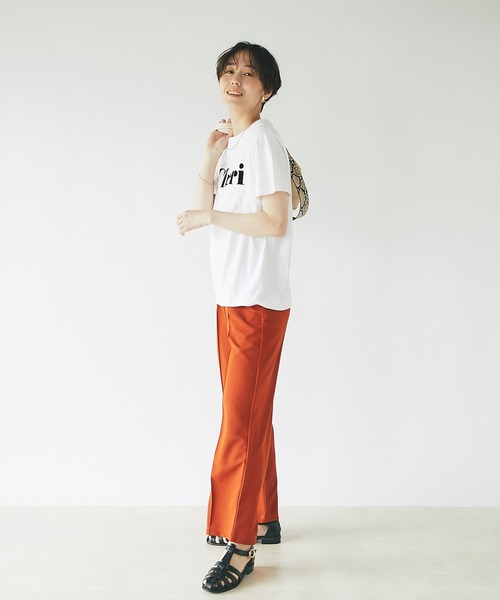 un dix cors（アンディコール）の「トレンドライクなロゴプリント　CheriフロッキーTシャツ（Tシャツ/カットソー・レディース・ホワイト/チャコールグレー/ホワイト系その他・FREE）」の21枚目の写真