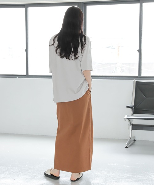 LAKOLE（ラコレ）の「フロントスリットナロースカート / 345991（スカート・レディース・ブラック/ブラウン・SMALL/MEDIUM）」の12枚目の写真