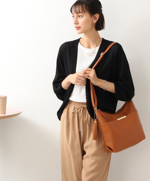 SHOO・LA・RUE（シューラルー）の「◆ダブルフェイスショルダーバッグ（ショルダーバッグ・レディース・アイボリー/グレー/ブラック/ダークブラウン/レッド系1/サックスブルー・00）」の19枚目の写真