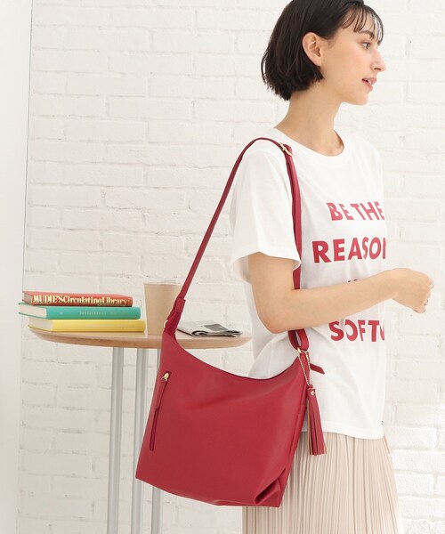 SHOO・LA・RUE（シューラルー）の「◆ダブルフェイスショルダーバッグ（ショルダーバッグ・レディース・アイボリー/グレー/ブラック/ダークブラウン/レッド系1/サックスブルー・00）」の16枚目の写真