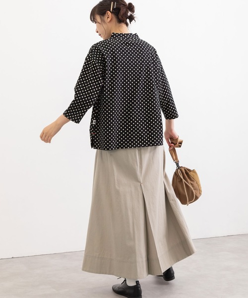 POU DOU DOU(プードゥドゥ)の「クラシックパターンボトルネックTee(Tシャツ/カットソー・レディース・キナリ/ブラック/オレンジ/グリーン・3)」の15枚目の写真