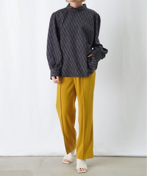 LUCA/LADY LUCK LUCA（ルカ/レディラックルカ）の「【美脚効果】LC/LLL センターシームパンツ / センタープレスカラースラックス（スラックス・レディース・ブラック/パープル/マスタード・36(S)/38(M)）」の22枚目の写真