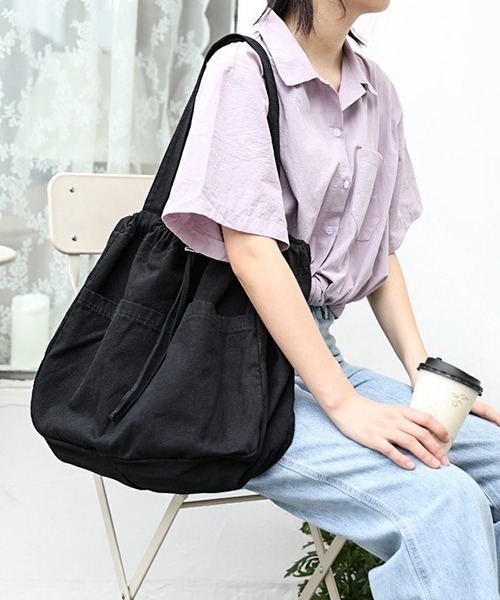 Fun & Daily（ファンアンドデイリー）の「F&D : ギャザートートバッグ（トートバッグ・レディース・ホワイト/ブラック・FREE）」の2枚目の写真