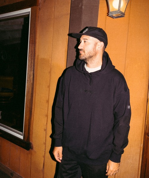 IPD（アイピーディー）の「【IPD】OG ELBOW PATCH HOODIE（スウェット・メンズ・オレンジ/ヘザーグレー/ブラック・MEDIUM/LARGE/X-LARGE）」の7枚目の写真