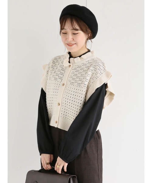 ehka sopo(エヘカソポ)の「フリルニットベスト(ベスト・レディース・ブラウン/グリーン/キナリ・フリ-)」の12枚目の写真