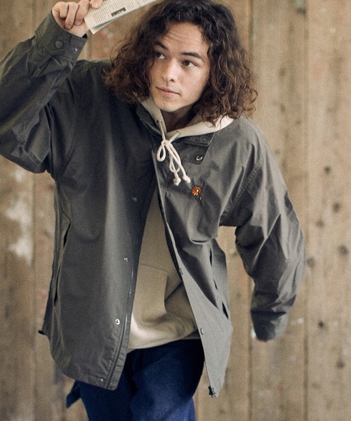 UN-FILLED(アンフィルド)の「mj8914-Gerbera one point stitched stand Jacket スタンドジャケット(ブルゾン・メンズ・ブラック/オリーブ・S/M/L/XL)」の1枚目の写真