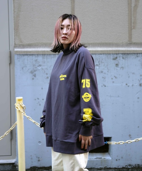 AVIREX（アヴィレックス）の「≪WEB&DEPOT限定≫SWEAT SLEEVE PRINT PULLOVER/ スウェットスリーブプリントプルオーバー（スウェット・レディース・ホワイト/チャコールグレー・FREE）」の5枚目の写真