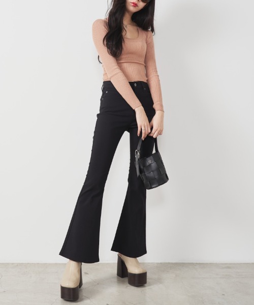 OLUPIC(オルピック)の「OLUPIC/【WEB限定】ハイウエストツイルフレアパンツ(デニムパンツ・レディース・ブラック・SMALL/MEDIUM/LARGE)」の2枚目の写真