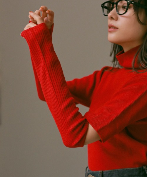 N WITH.(エヌウィズ)の「ベーシックタートルニット(ニット/セーター・レディース・レッド/グレー/ベージュ・FREE)」の14枚目の写真