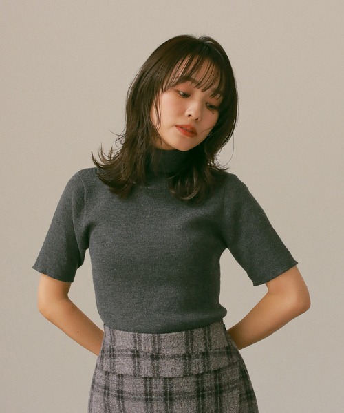 N WITH.(エヌウィズ)の「ベーシックタートルニット(ニット/セーター・レディース・レッド/グレー/ベージュ・FREE)」の7枚目の写真