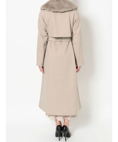 RESEXXY（リゼクシー）の「【WEB限定】フラッフィーカラーロングコート（その他アウター・レディース・ブラック/ブラウン/ベージュ・FREE）」の16枚目の写真