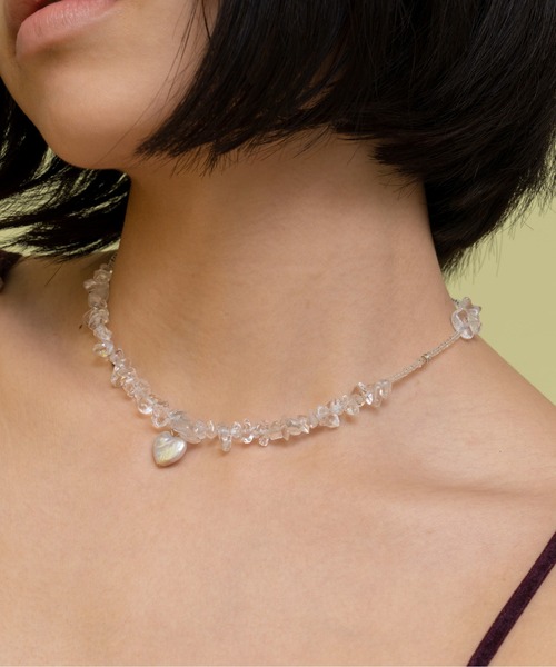 Casselini（キャセリーニ）の「Casselini(キャセリーニ)さざれチョーカー（ネックレス・レディース・ブラック/ブラウン/パープル/クリア・FREE）」の4枚目の写真