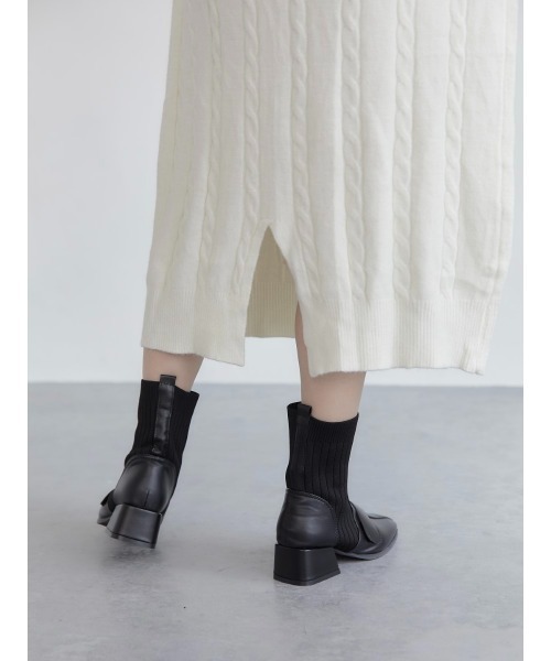 amel（エイメル）の「リブデザインショートブーツ（ブーツ・レディース・ブラック/ブラウン・22.5cm/23.0cm/23.5cm/24.0cm/24.5cm）」の16枚目の写真