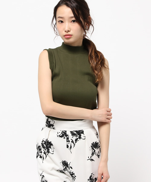 ROSE BUD（ローズバッド）の「LCTT-15191 HI/N SLV-LESS TOP（Tシャツ/カットソー・レディース・ホワイト/ミックスグレー/オリーブ/ブラック・ONE SIZE）」の4枚目の写真