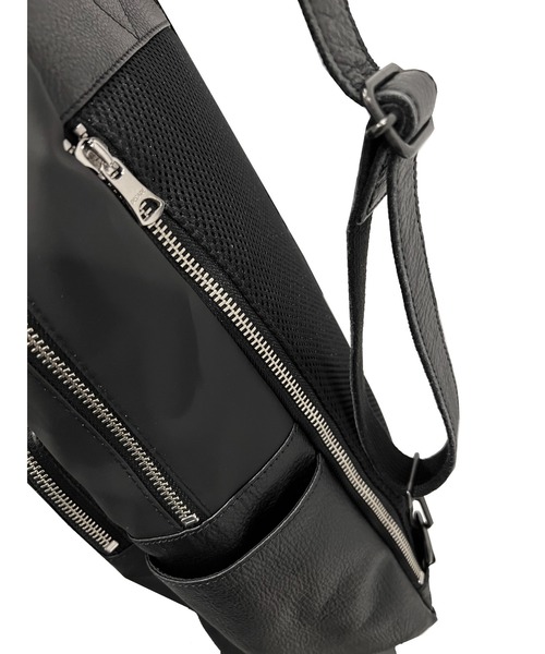 DECADE（ディケイド）の「12ポケットバックパック/リュック DECADE(No-01369)Pocket Back Pack Ruck（バックパック/リュック・メンズ・ブラック・フリー）」の13枚目の写真