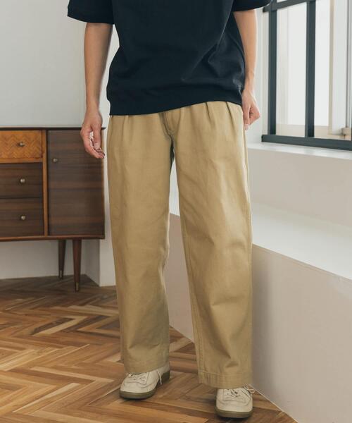 FORK&SPOON（フォークアンドスプーン）の「FORK&SPOON　ツータックチノパンツ（その他パンツ・メンズ・ベージュ/アイボリー・4/5）」の3枚目の写真