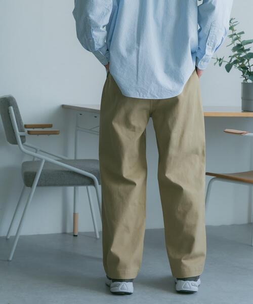 FORK&SPOON（フォークアンドスプーン）の「FORK&SPOON　ツータックチノパンツ（その他パンツ・メンズ・ベージュ/アイボリー・4/5）」の12枚目の写真