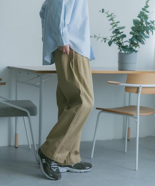 FORK&SPOON（フォークアンドスプーン）の「FORK&SPOON　ツータックチノパンツ（その他パンツ・メンズ・ベージュ/アイボリー・4/5）」の13枚目の写真