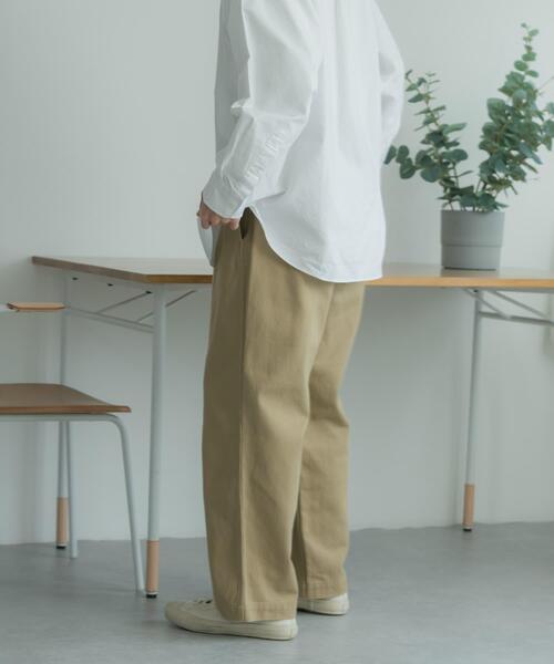 FORK&SPOON（フォークアンドスプーン）の「FORK&SPOON　ツータックチノパンツ（その他パンツ・メンズ・ベージュ/アイボリー・4/5）」の16枚目の写真