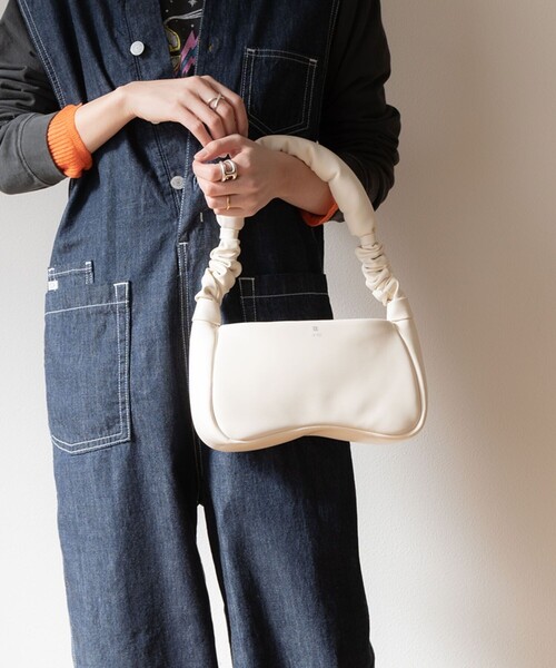 FREAK'S STORE（フリークスストア）の「JW PEI/ジェイダブリュー・ペイ Alison/アリソン(レザーハンドバッグ)（ハンドバッグ・レディース・ブラック/オフホワイト/ブルーグリーン・ONE SIZE）」の7枚目の写真