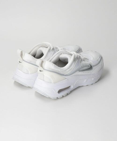 NIKE(ナイキ)の「<NIKE>ウィメンズ AIRMAX BLISS ホワイト/スニーカー(スニーカー・レディース・ホワイト・23cm/24cm/24.5cm/25cm/23.5cm)」の7枚目の写真