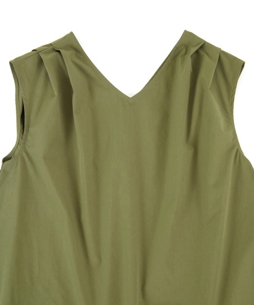 UR'S(ユアーズ)の「Vネックトップス&ショートパンツラッシュガード(水着・レディース・カーキ/ブラック・S/M/L)」の18枚目の写真