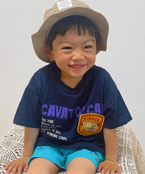 BREEZE（ブリーズ）の「働く車ワッペンTシャツ（Tシャツ/カットソー・キッズ・グレー/オフホワイト/カーキ/ネイビー/イエロー・100/110/120/130/140/80/90）」の4枚目の写真