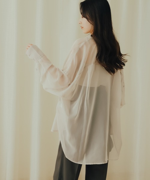 SENSE OF PLACE by URBAN RESEARCH(センスオブプレイスバイアーバンリサーチ)の「シアーシャンブレールーズシャツ(シャツ/ブラウス・レディース・ブラウン/パープル/イエロー/ライトベージュ/ピンク・ONE)」の20枚目の写真