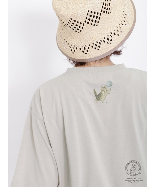 Samansa Mos2(サマンサ モスモス)の「【PETER RABBIT×SamansaMos2】猫Tシャツ(Tシャツ/カットソー・レディース・ブラック/オフホワイト/ベージュ・F)」の5枚目の写真